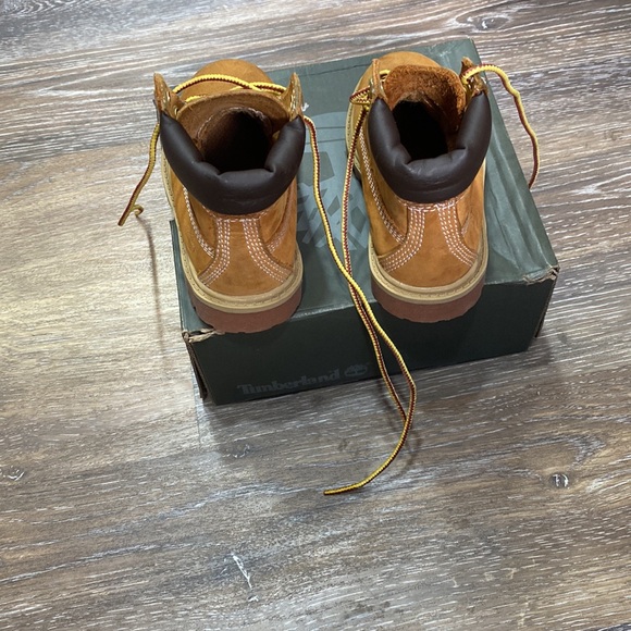 Timberland boots size 7 - Picture 3 of 3